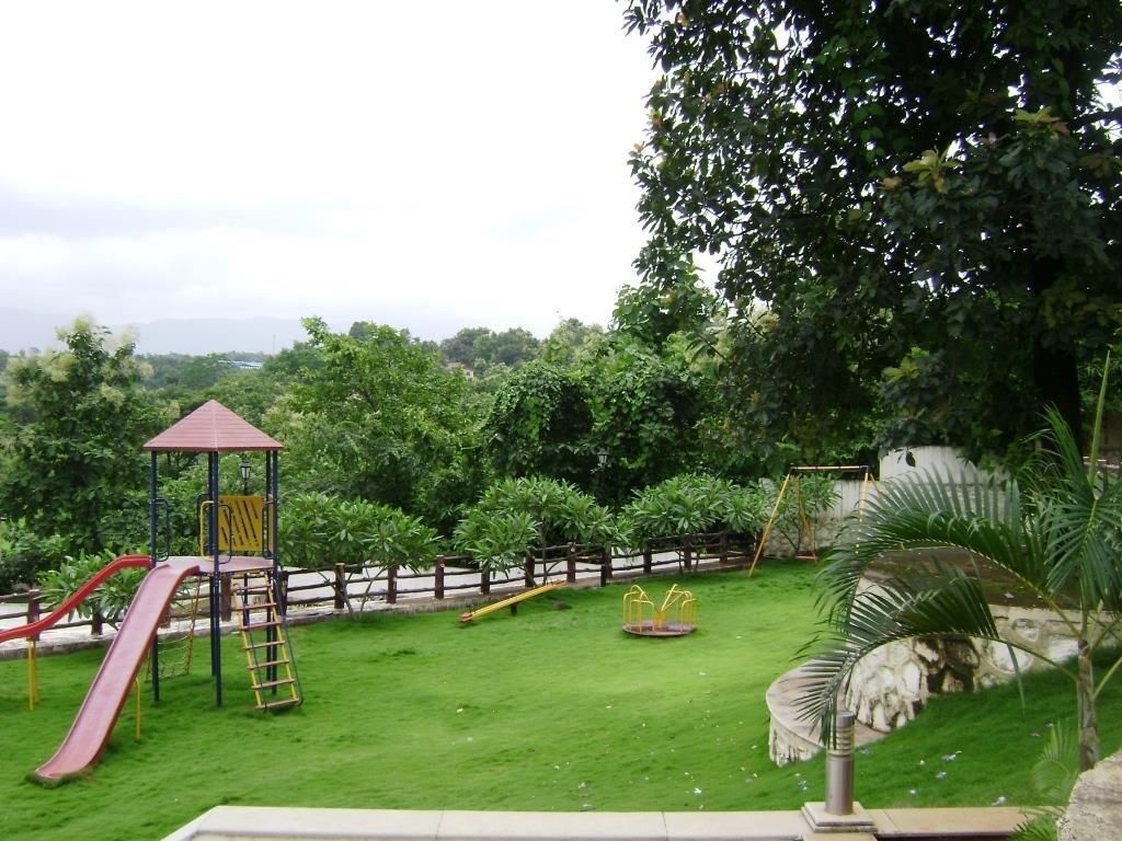 Sparsh Resort & Chalet Kalamb  外观 照片